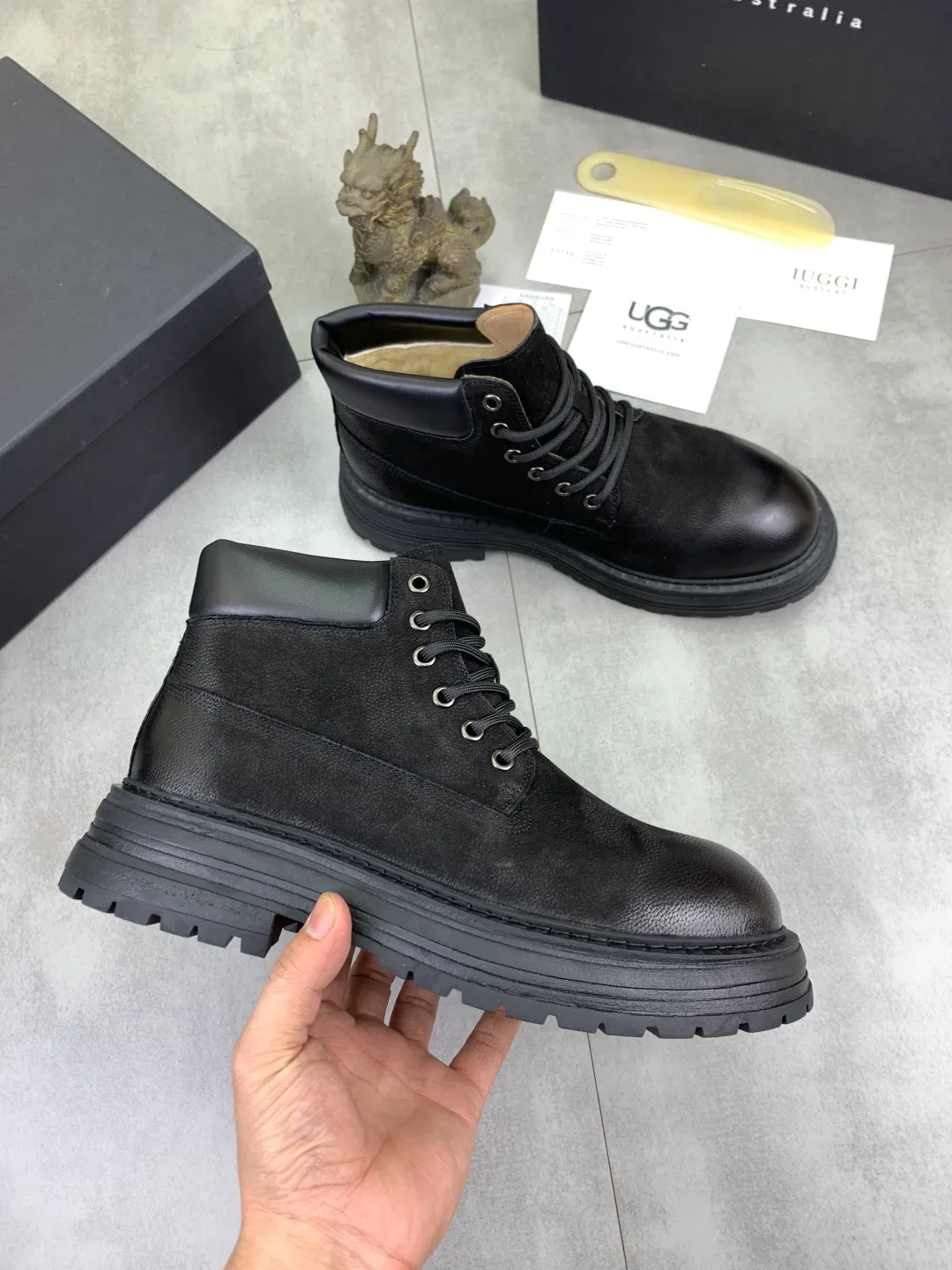Men's men's shoes 💰P660 New arrival 🆕🆕🆕 IUGGI Men's British retro Martin boots Winter new men's outdoor hiking boots First layer of cowhide on the outside and wool on the inside Comfortable and warm Rubber sole sole Non-slip and firm Trendy and fashionable Casual and versatile Size: 38-44 (45 customized) Color: three colors